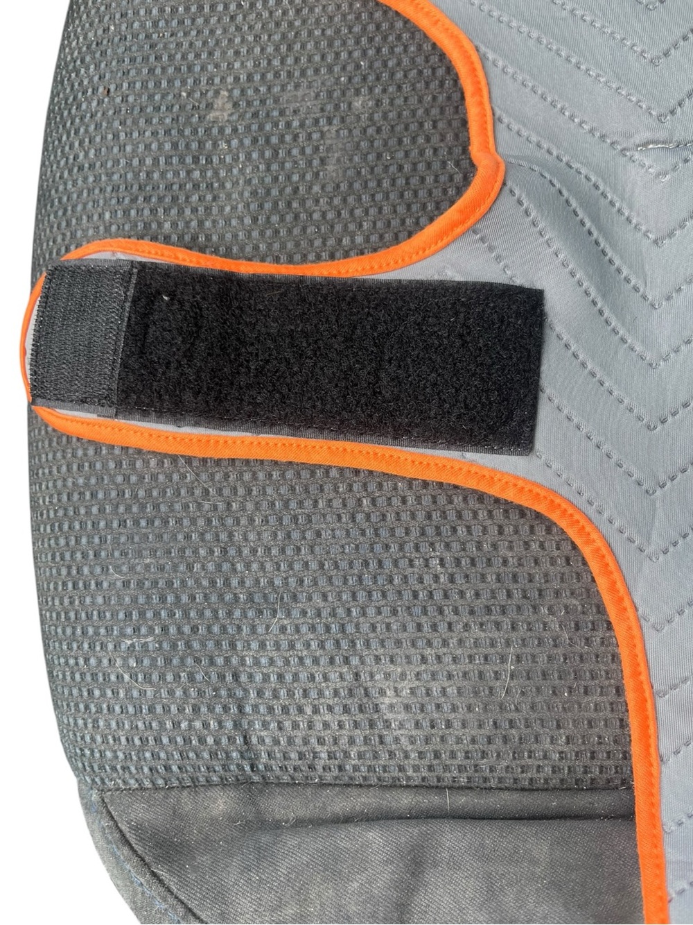 Thundershirt Gray Calming Wrap with Orange Trim - Picture 7 of 7